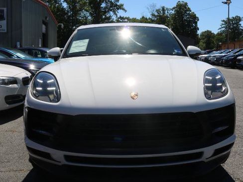 Used 2019 Porsche Macan S w/ Premium Package Plus AWD/4WD image 2