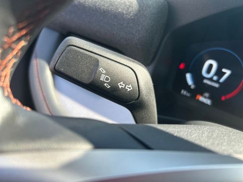 New 2025 Ford Explorer Active image 12