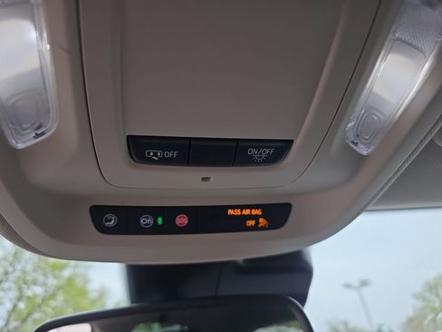 Used 2023 Buick Envision Preferred w/ Sport Touring Package AWD/4WD image 25