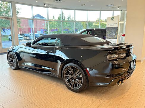 Used 2022 Chevrolet Camaro ZL1 RWD image 5