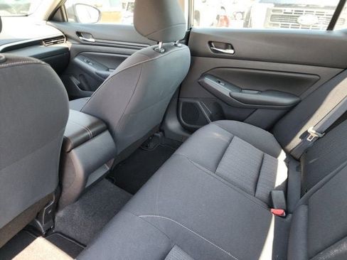 Used 2022 Nissan Altima 2.5 S FWD image 18