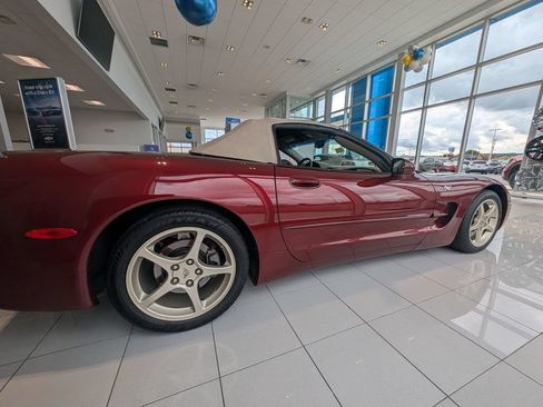 Used 2003 Chevrolet Corvette Convertible w/ Preferred Equipment Group1 RWD image 8