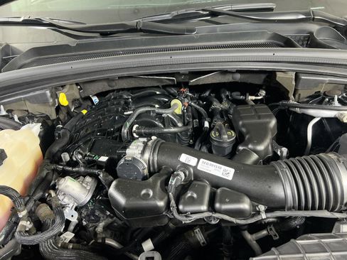 Used 2023 Jeep Grand Cherokee Laredo w/ Trailer Tow Prep Group (B) image 27