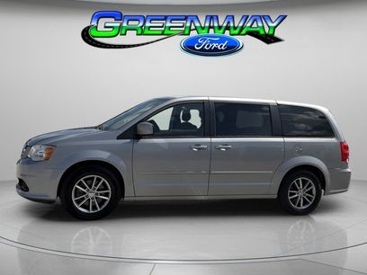 Used 2016 Dodge Grand Caravan SE