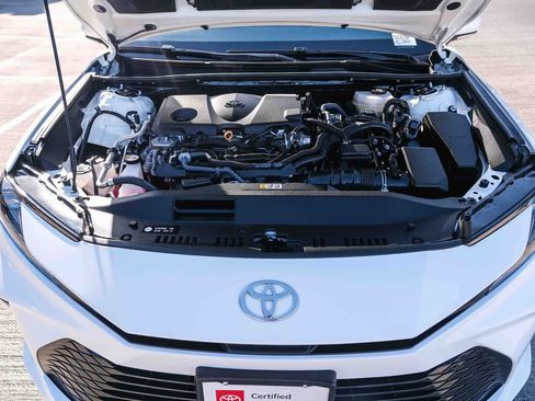 Used 2025 Toyota Camry LE FWD image 28
