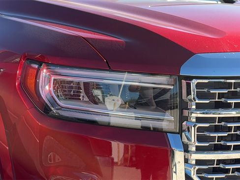 Used 2021 GMC Acadia Denali w/ Denali Technology Package image 7