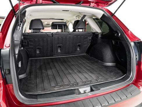 Used 2016 Subaru Outback 2.5i Limited image 26