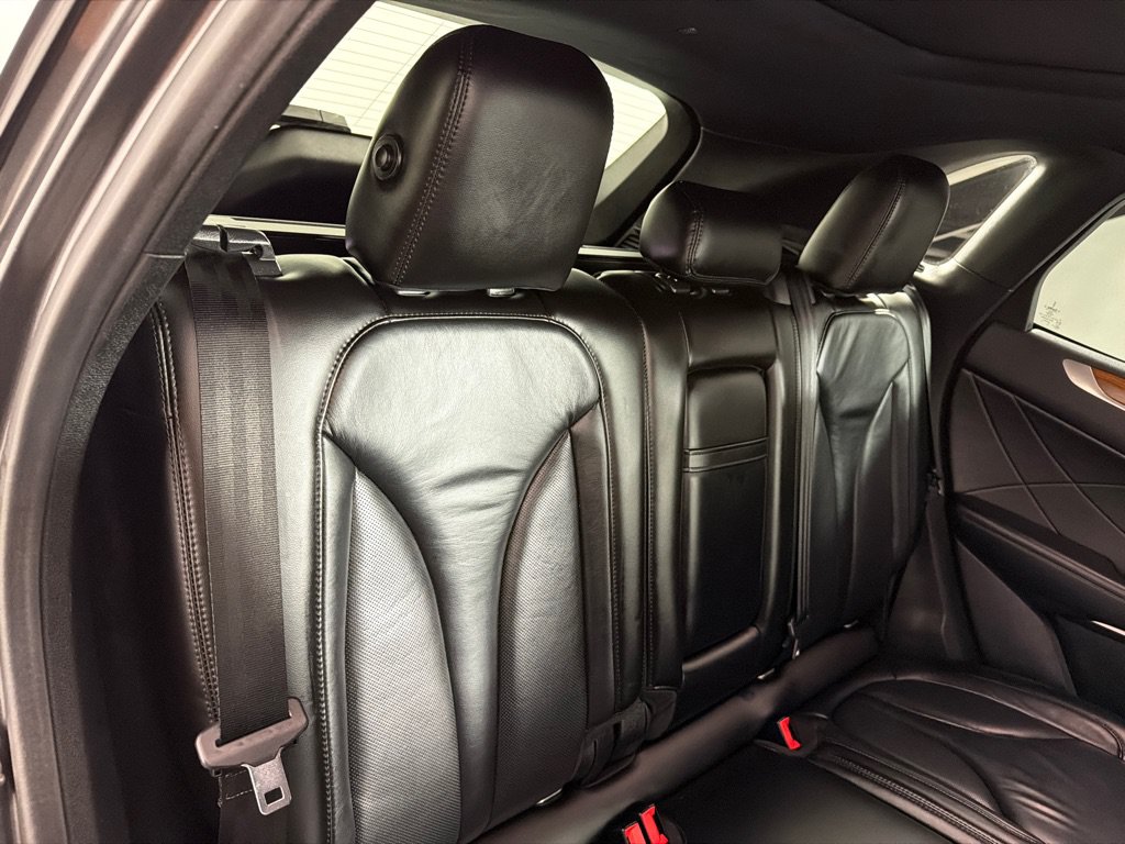 Used 2019 Lincoln MKC Select w/ Select Plus Package FWD image 22