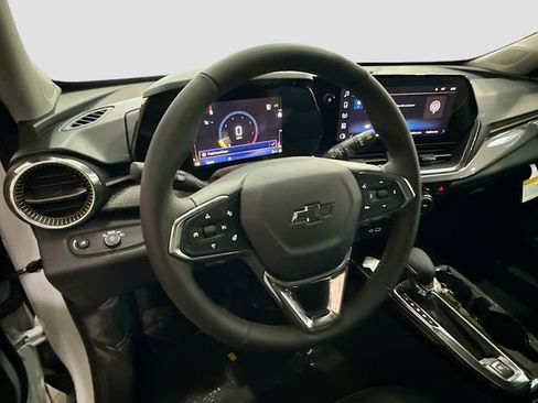 New 2026 Chevrolet Trax ACTIV w/ Sunroof Package image 12