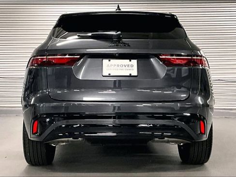 Certified 2024 Jaguar F-PACE R-Dynamic S image 3