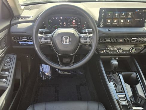 Used 2023 Honda Accord EX-L image 10