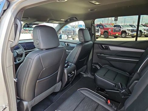 New 2026 Buick Enclave Sport Touring w/ Power Package image 9