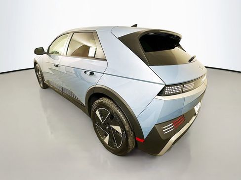 New 2026 Hyundai Ioniq 5 SEL image 7
