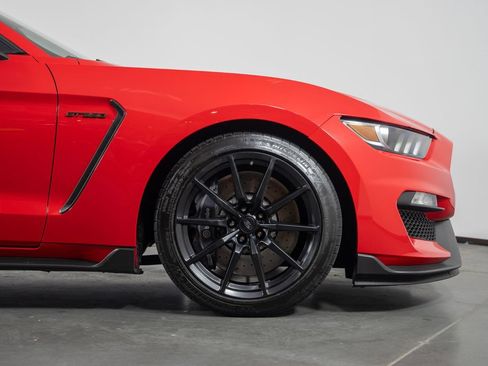 Used 2018 Ford Mustang Shelby GT350 w/ Electronics Package RWD image 9