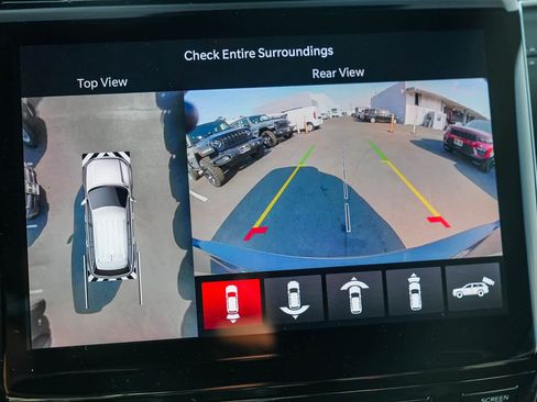 New 2025 Jeep Grand Cherokee L Limited w/ Luxury Tech Group II image 21