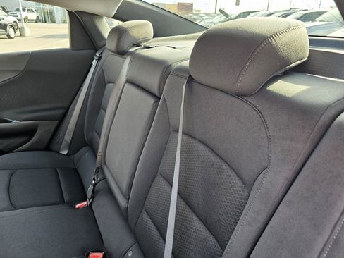 Used 2024 Chevrolet Malibu LT image 30