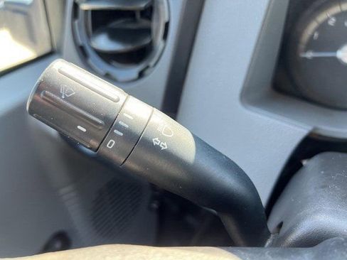 Used 2011 Ford F250 XL w/ XL Value Pkg image 15