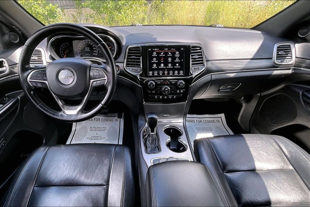 Used 2021 Jeep Grand Cherokee Limited AWD/4WD image 15