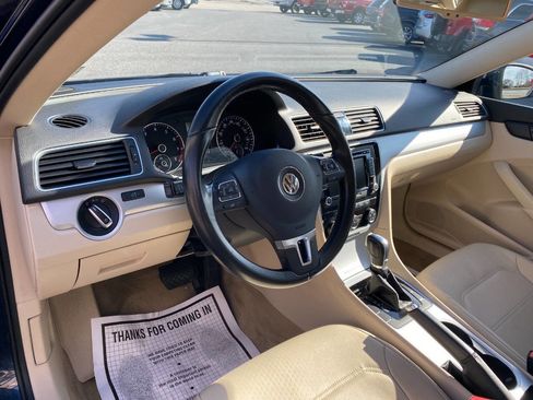 Used 2013 Volkswagen Passat 2.5 SE image 10