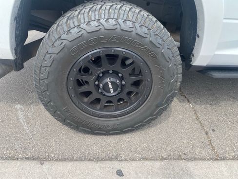 Used 2020 RAM 3500 Laramie w/ Night Edition AWD/4WD image 5