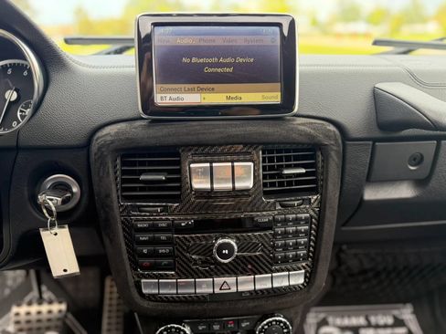 Used 2013 Mercedes-Benz G 550 image 17