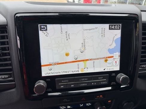 Used 2024 Nissan Frontier PRO-4X w/ Off-Road Protection Package image 16