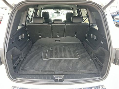 Used 2023 Mercedes-Benz GLB 250 image 24