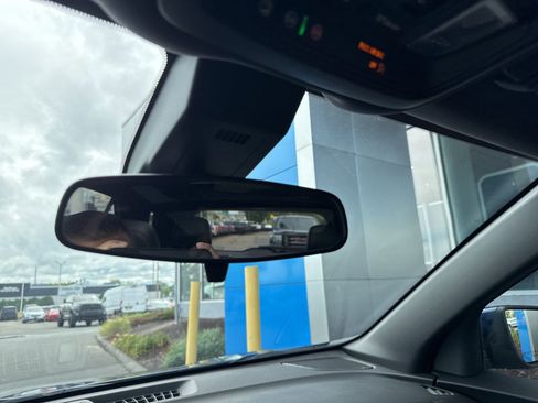 Used 2023 Chevrolet Equinox RS w/ RS Leather Package image 33