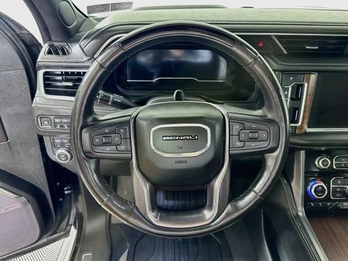 Certified 2023 GMC Yukon XL Denali Ultimate AWD/4WD image 14