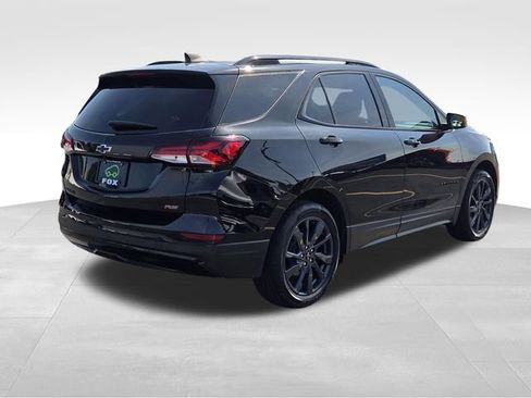 Used 2024 Chevrolet Equinox RS w/ LPO, Floor Liner Package FWD image 5