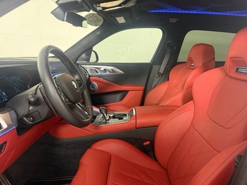 Used 2025 BMW XM AWD/4WD image 5