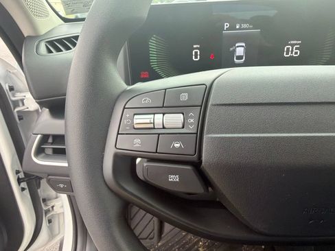 Used 2026 Kia K4 FWD image 27