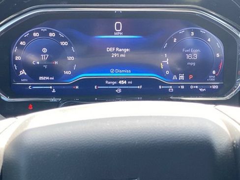 Used 2025 Chevrolet Silverado 1500 LTZ AWD/4WD image 23