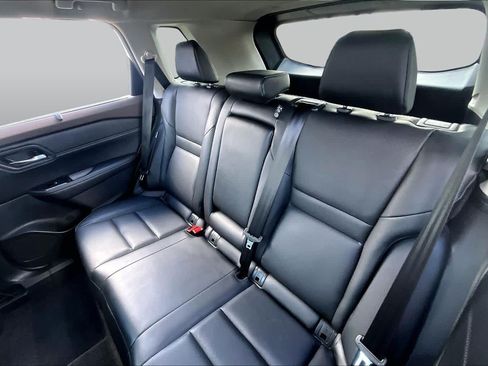 Certified 2023 Nissan Rogue SV w/ SV Premium B Package FWD image 18
