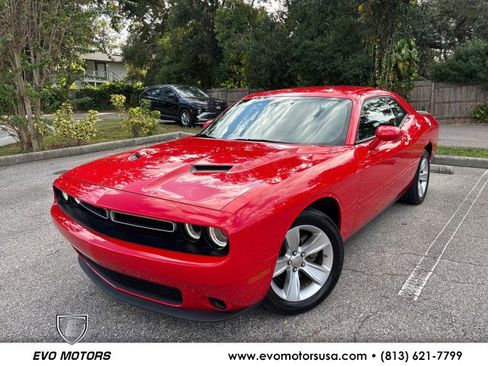 Used 2023 Dodge Challenger SXT image 1