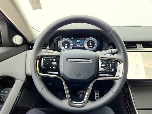 New 2025 Land Rover Range Rover Evoque Dynamic SE image 25
