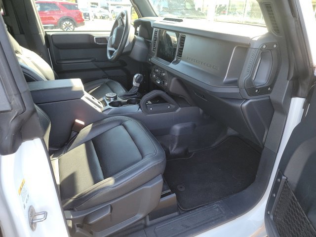 Used 2025 Ford Bronco Badlands AWD/4WD image 6