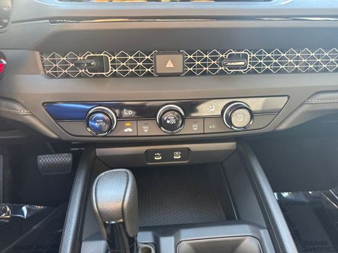 New 2025 Honda Accord LX image 20