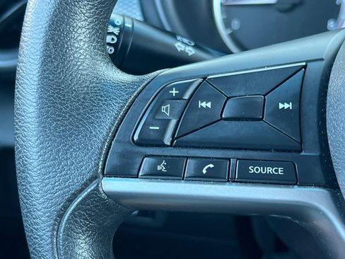 Used 2020 Nissan Kicks S FWD image 33