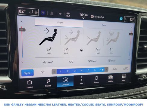 Used 2025 Chrysler Pacifica Limited image 27