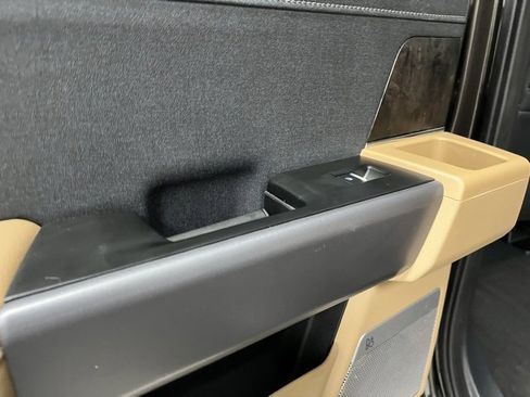 Used 2025 Ford F350 Lariat w/ Lariat Ultimate Package image 49