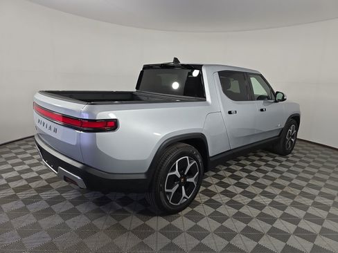 Used 2024 Rivian R1T Adventure AWD/4WD image 5