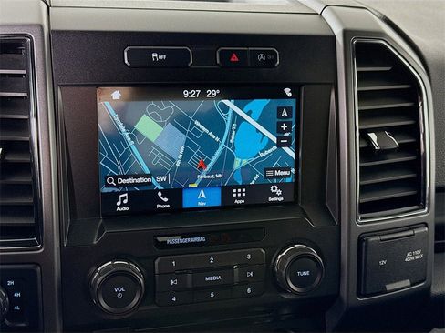 Used 2018 Ford F150 XLT w/ Equipment Group 302A Luxury image 7