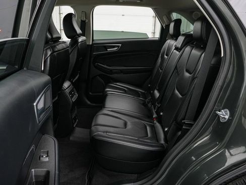 Certified 2022 Ford Edge Titanium image 18