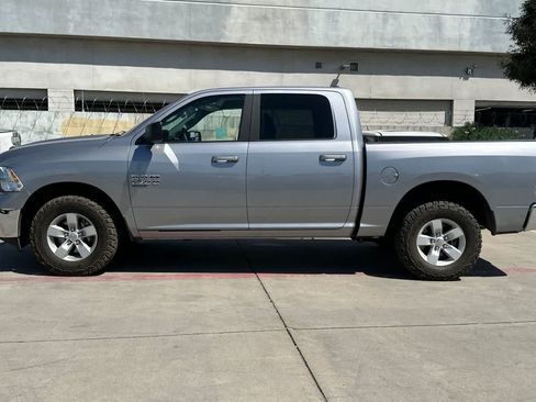 Used 2021 RAM 1500 Classic SLT AWD/4WD image 6