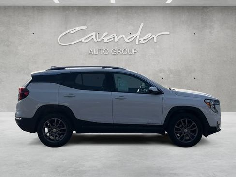 Used 2023 GMC Terrain SLT AWD/4WD image 17