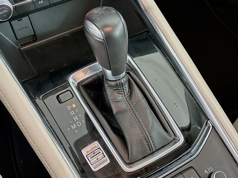 Used 2023 MAZDA CX-5 AWD 2.5 S w/ Premium Package image 24