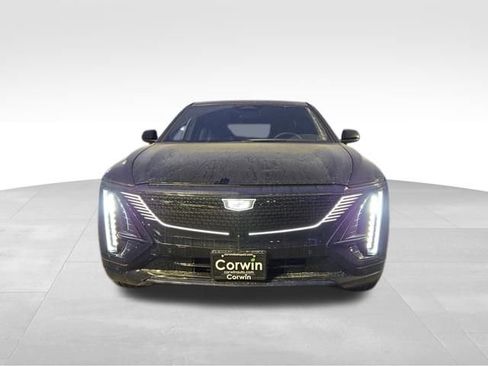 New 2026 Cadillac Lyriq Sport image 4