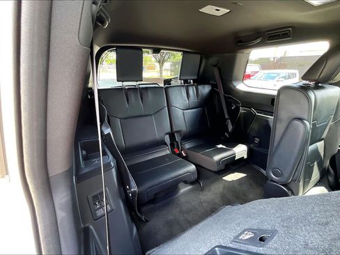 Used 2025 Lexus GX 550 w/ Accessory Package (2T) AWD/4WD image 32