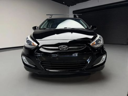 Used 2015 Hyundai Accent Sport FWD image 2